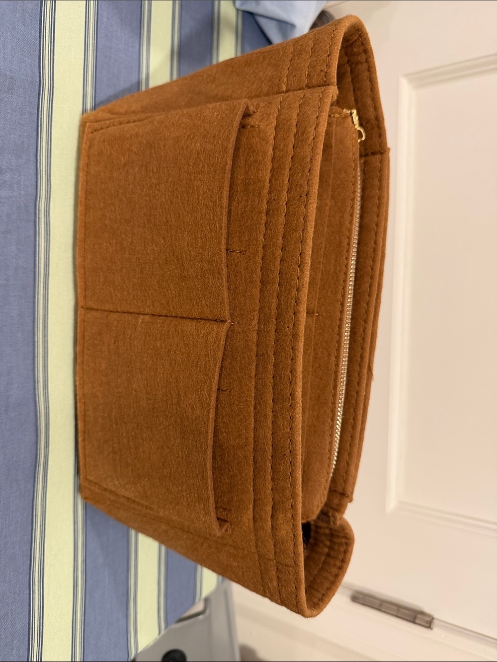 Women’s Felt Tote Organizer in Cognac Brown